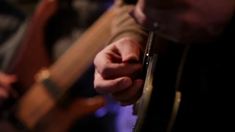 GUITAR PLAYING Video stock 95987004