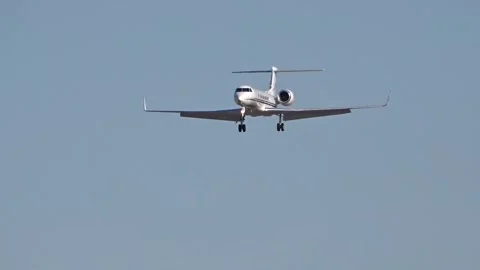 Gulfstream G550 high end private jet final approach for landing at las vegas Stock Footage 265471790