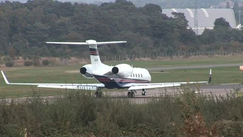 Gulfstream Take Off Video stock 102183633