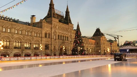 GUM-Skating rink on Red Square. Ice processing on a special treatment machine. Stock Footage 120946802