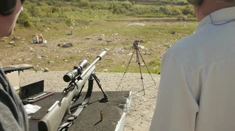 Gun range talk 動画素材 24389638