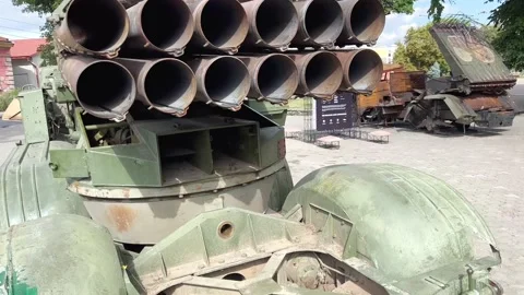 Guns for charging artillery Stock-Footage 208176867