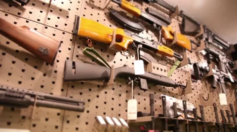 Guns dolly shot Видео 49360948