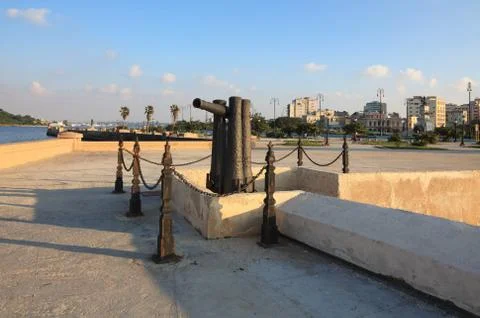 Guns on the seafront Malecon. 스톡 사진