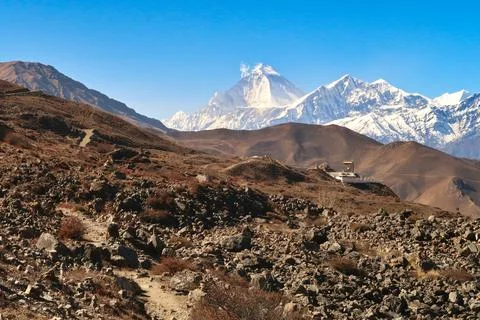 The Guru Rinpoche View Point in the hilly, rocky, dry landscape outside of Mu Foto stock