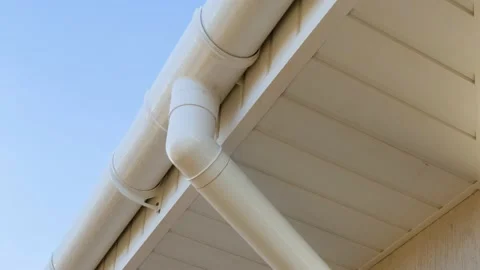 The gutter system of the building Video stock 150078792
