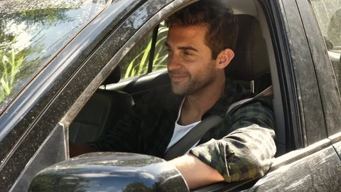 Guy in car Video stock 94083122