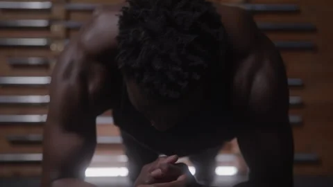 Guy Does Plank In Gym On Floor Vídeo Stock 270323884