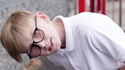 The guy feels a sharp pain in his side in the liver area during training. Stock Footage 291281031