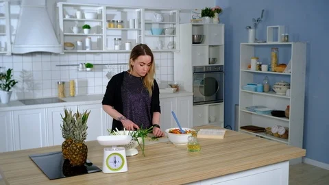 The guy got a spoon on the head Stock-Footage 127259020