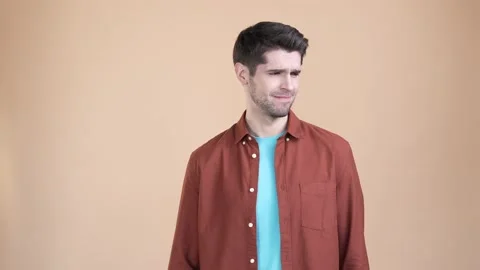 Guy impressed wrong mind solution isolated pastel color background Stock Footage 169937868