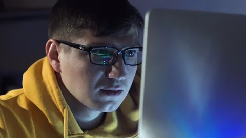  guy at the laptop at night in the room Stockbeeldmateriaal 123375293