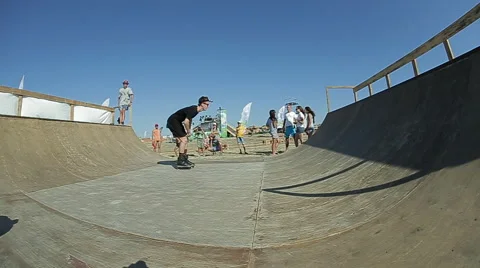 Guy Riding on Roller Skates on a Ramp Video stock 59437923