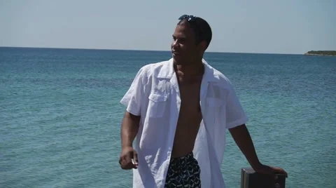 Guy by the sea 库存影片 5088915