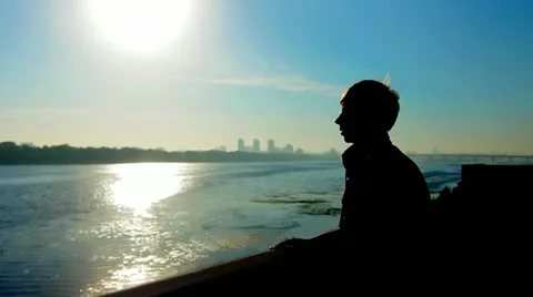 Guy Silhouette Sunrise Vídeo Stock 20442179