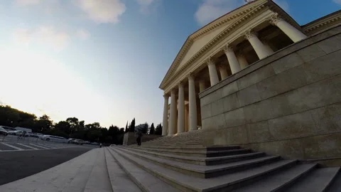 Guy on the skateboard jump from the steps 库存影片 93822836