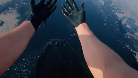 The guy smears himself with therapeutic mud. Medicinal clay with trace elements. Stock Footage 316840517