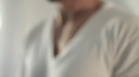 Guy speaking into the microphone Vidéo 68651432