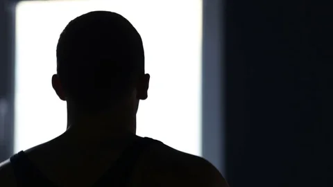 Guy on the treadmill Stockbeeldmateriaal 76464202