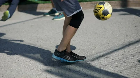 Guys playing with the ball Video stock 93649542