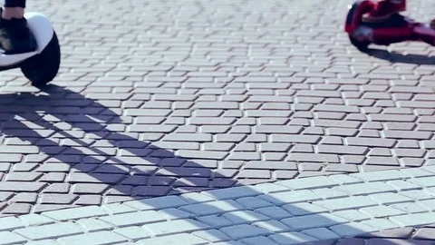 Guys ride hoverboard Vidéo 71828348