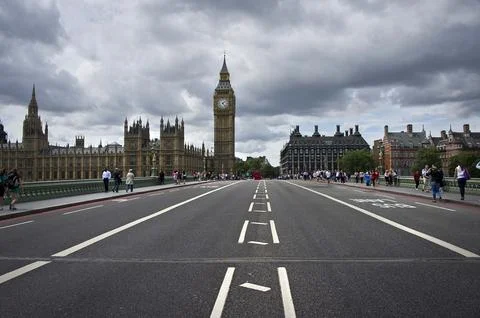 Gv Of An Empty Westminster Bridge Central London Today At 1.30pm. Byline John Ng Stock Photos