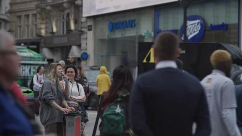 GVs Piccadilly Circus with Tourists Stock Footage 93206741