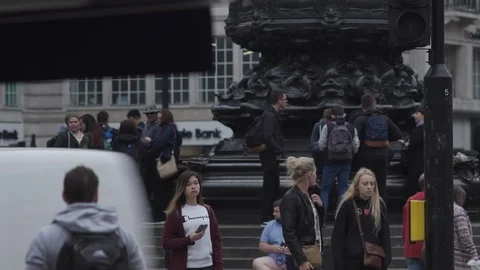 GVs Piccadilly Circus with Tourists Stock Footage 93206967