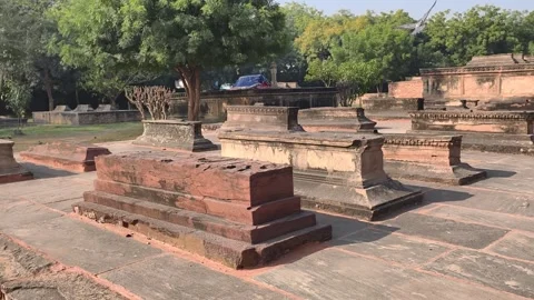 Gwalior, India: Graves Inside Tomb of Muhammad Ghaus Stock Footage 305175444