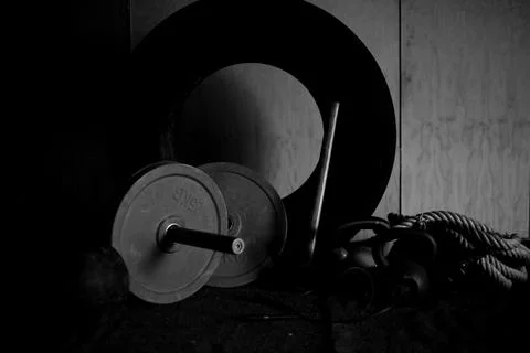 Gym Equipment with a dramatic light Foto stock