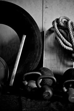 Gym Equipment with a dramatic light Foto stock