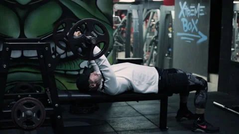 Gym Push Workout of an professional bodybuilder Video stock 145563262