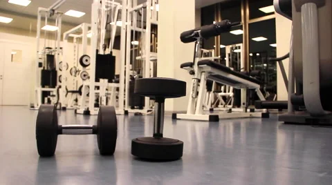 Gym weights tracking shot Видео 52689571