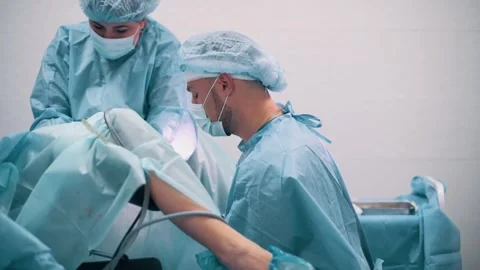 Gynecologist performs surgery Video stock 270086371