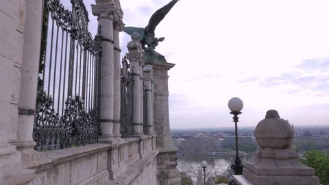 Habsburg Gate and Turul Statue, Buda Castle, Budapest 動画素材 83668043