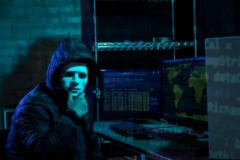 Hacker using laptop with binary code Stockfoto's