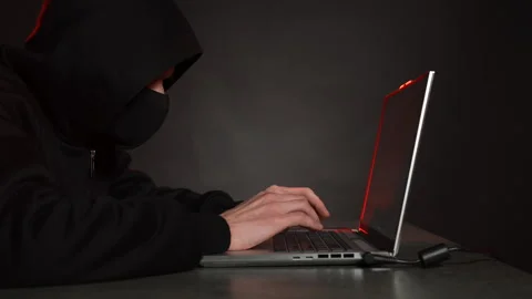 Hacker working on a laptop. Dolly shot Vídeos de archivo 244542716
