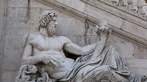 Hadrian's statue bathing in river Tiber Stock Footage 139412234