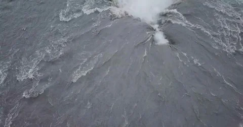 Hafragilsfoss waterfall 스톡 동영상 84764035