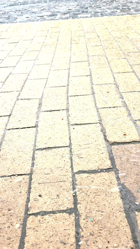 Hailstones Falling Bouncing Wet Stone Pavement Cobblestone Urban Hailstorm Stockbeeldmateriaal 333594355
