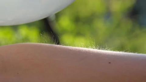 Hair rises from static electricity. An example of static electricity. Stock-Footage 196697340