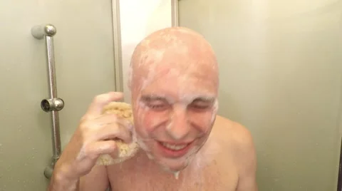 Hairless man in bathroom. Video stock 58752282
