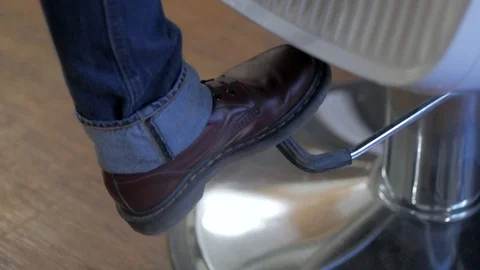 Hairstylist  at work Stock Footage 104876585