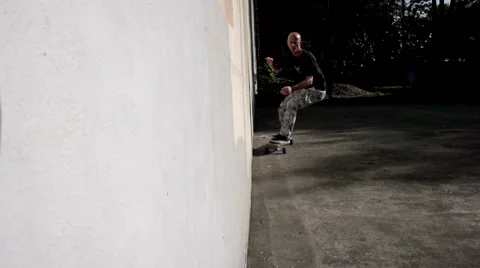 Half and half of wall and skateboarder Video stock 41059186