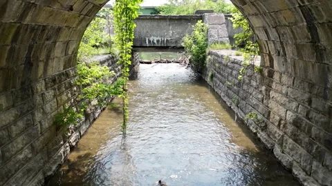 Half Circle - Limestone Creek Aqueduct - Syracuse, NY Video stock 336539184