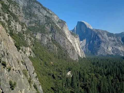 Half Dome Lower Yosemite Valley Sweep, Yosemite National Park - California Vidéo 81919960