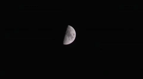 Half Moon crescent (centered) - real time Video stock 48507025