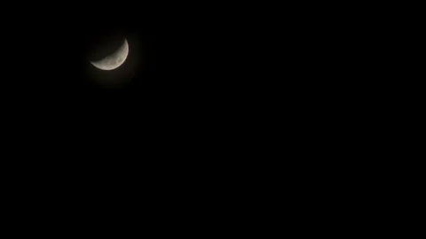 Half moon in night sky 스톡 동영상 77948517