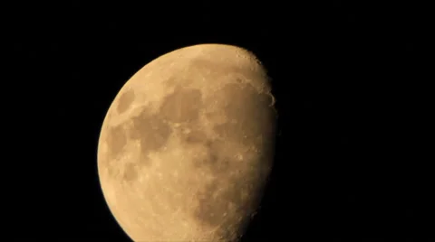 Half moon rise on sky Vídeo Stock 54130129