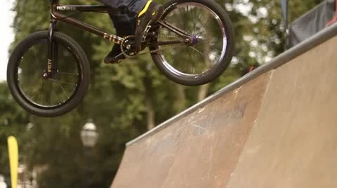 Halfpipe12 Stockbeeldmateriaal 12316049